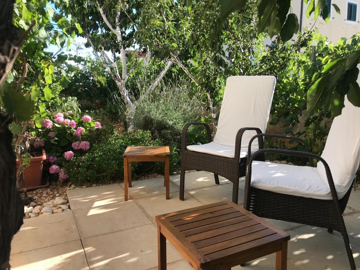 Hvar Apartments Felix Хвар Экстерьер фото