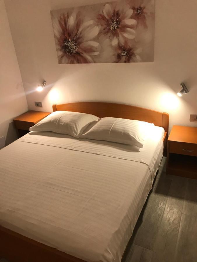Hvar Apartments Felix Хвар Экстерьер фото